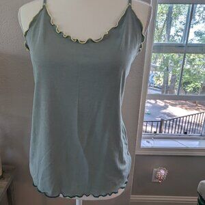 #116 Mystree Ruffle Tank - Style #18998; Size: Large